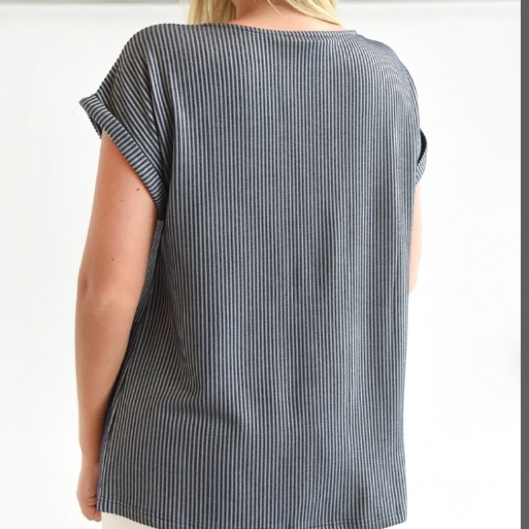 Doe & Rae Take my time striped top with pockets size large - Picture 2 of 9